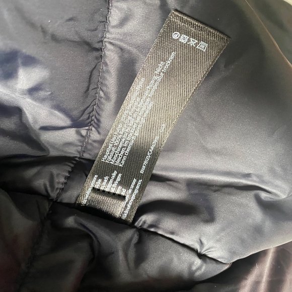 Eileen Fisher PL LP Petite Large Eggshell Recycled Nylon boxy puffer coat black - Picture 11 of 15